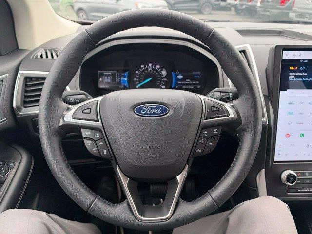 2024 Ford Edge - $28,995