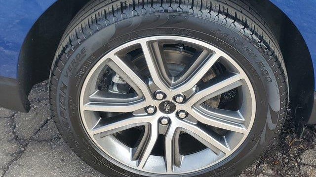 2024 Ford Edge Titanium
