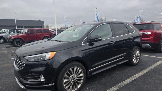 2021 Ford Edge Titanium