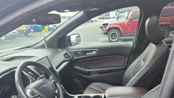 2021 Ford Edge Titanium