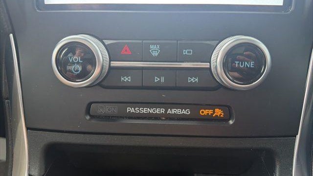 2021 Ford Edge Titanium