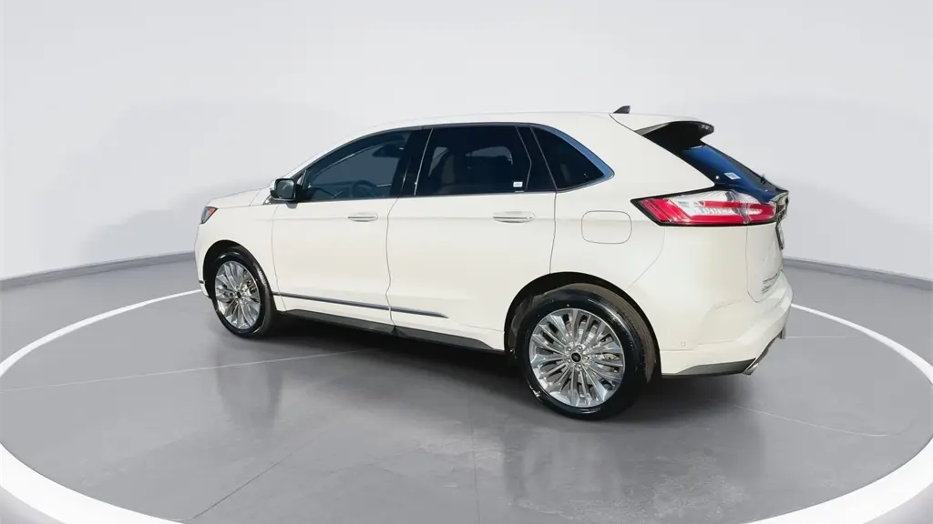 2021 Ford Edge Titanium