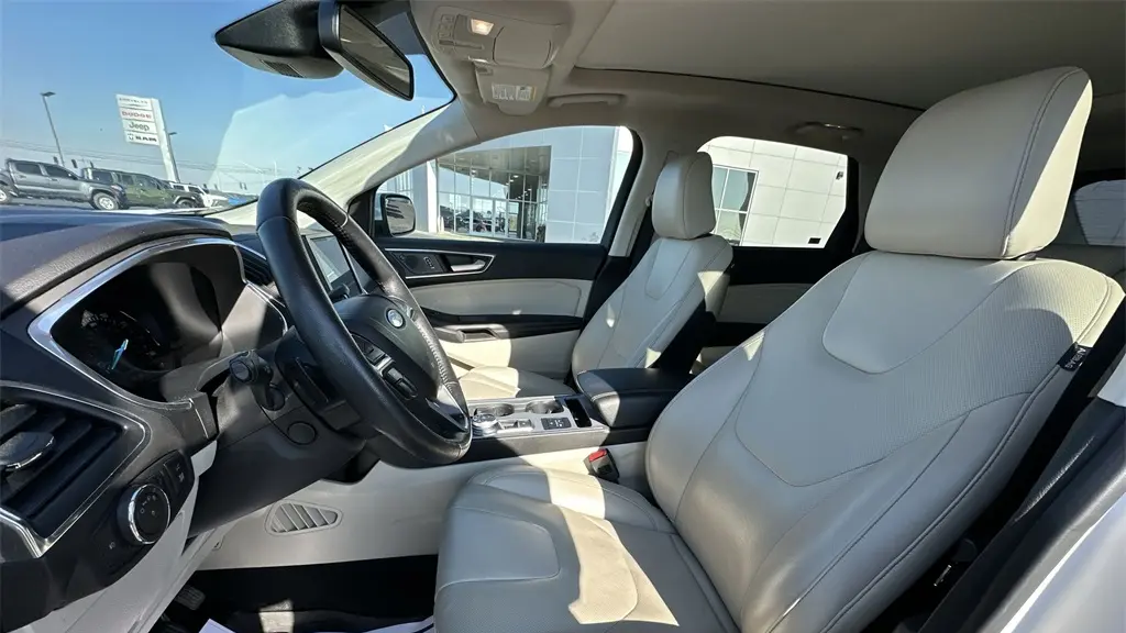 2021 Ford Edge Titanium