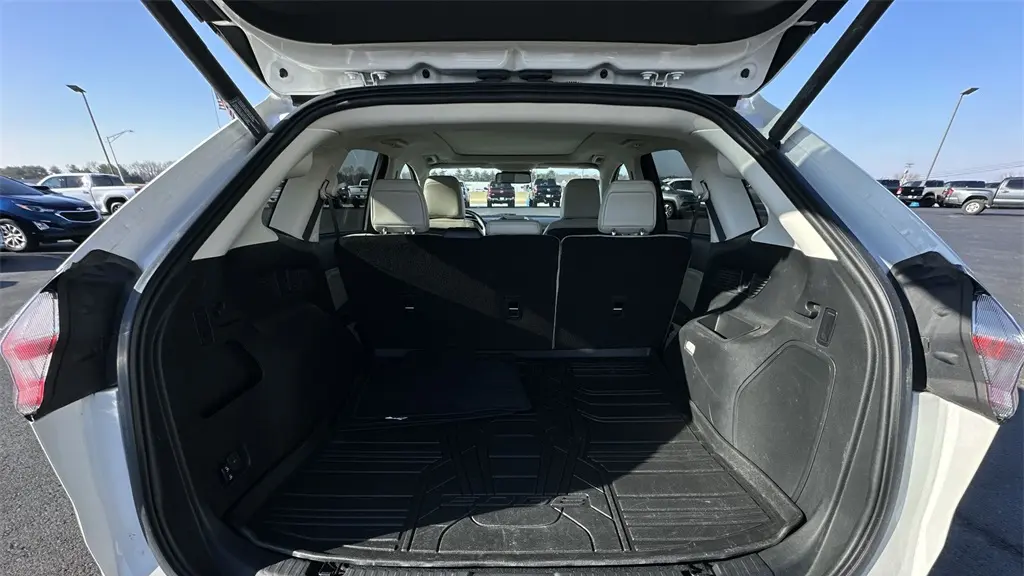 2021 Ford Edge Titanium