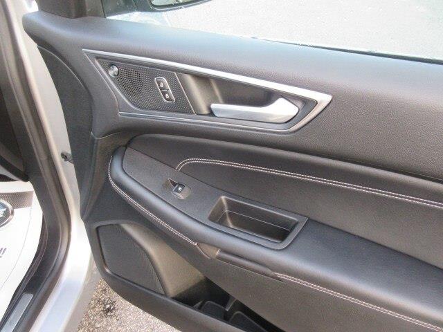 2022 Ford Edge - $22,000