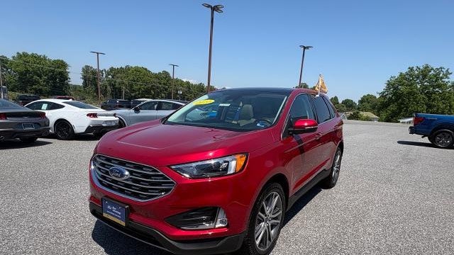 2022 Ford Edge Titanium