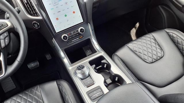 2023 Ford Edge Titanium