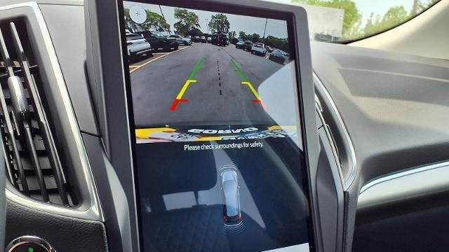 2023 Ford Edge Titanium