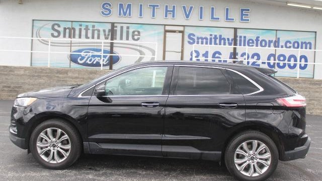 2023 Ford Edge Titanium
