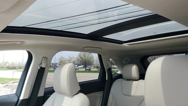 2023 Ford Edge Titanium