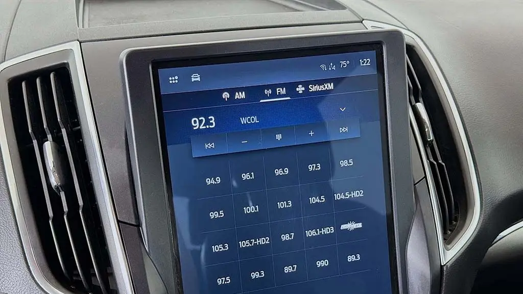 2024 Ford Edge Titanium