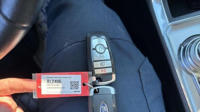 2024 Ford Edge Titanium