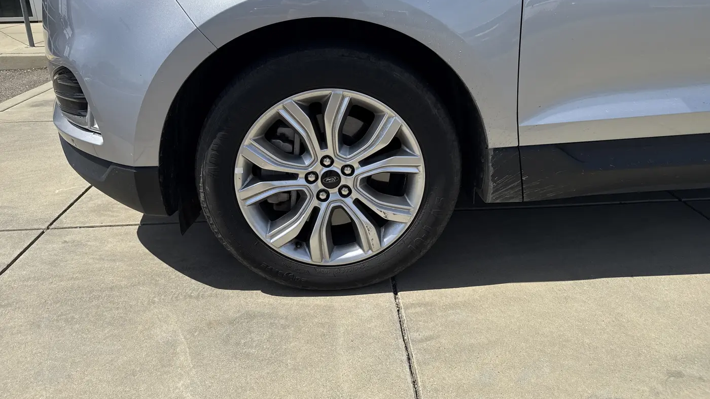 2024 Ford Edge Titanium
