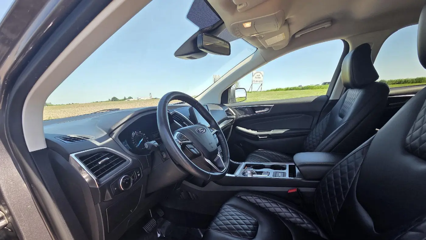 2024 Ford Edge Titanium