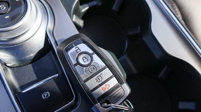 2024 Ford Edge Titanium