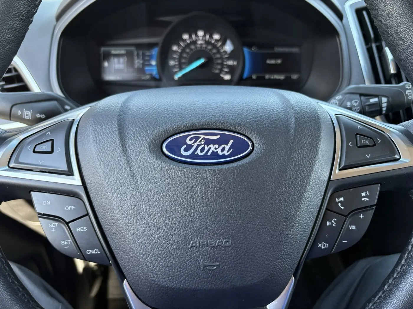 2024 Ford Edge