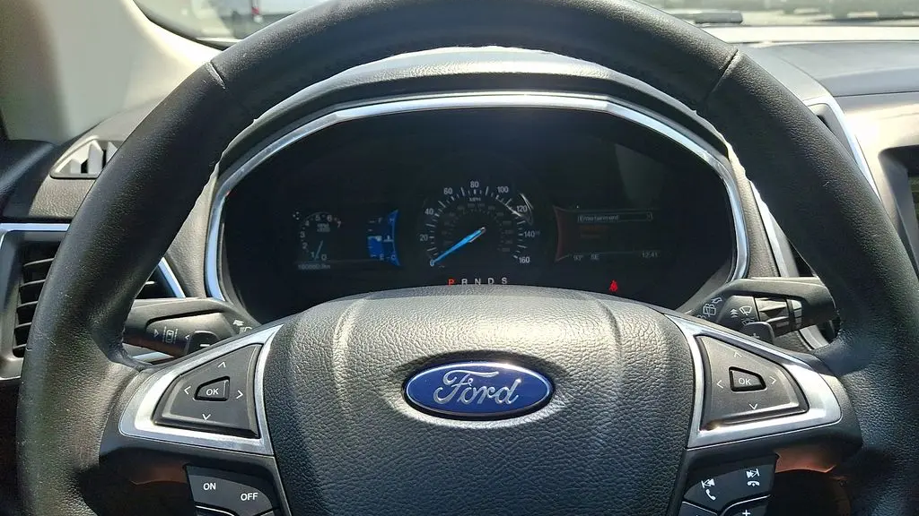 2015 Ford Edge Sport