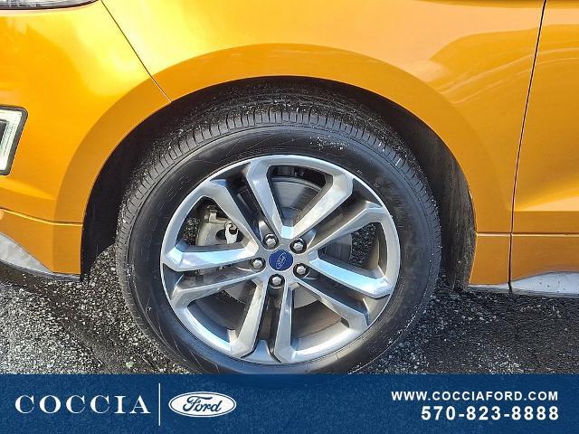 2015 Ford Edge - $14,990