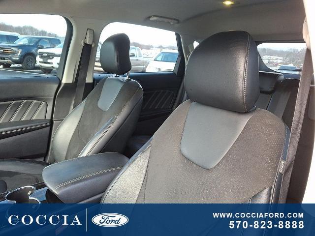 2015 Ford Edge - $14,990