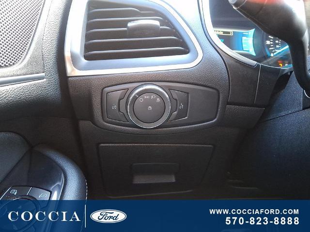 2015 Ford Edge - $14,990