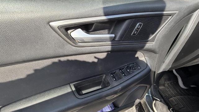 2015 Ford Edge SE