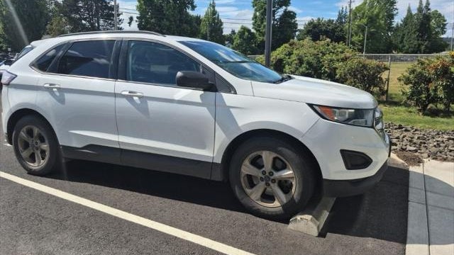 2015 Ford Edge SE
