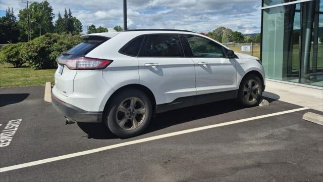 2015 Ford Edge SE
