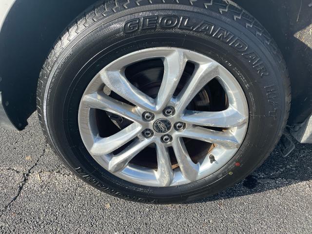 2015 Ford Edge - $9,876