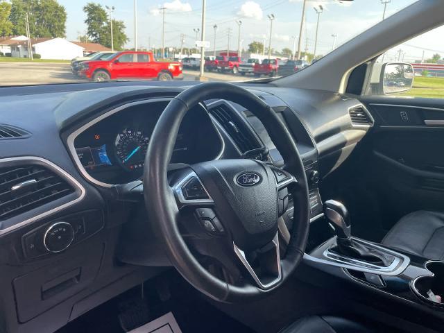 2015 Ford Edge - $9,876