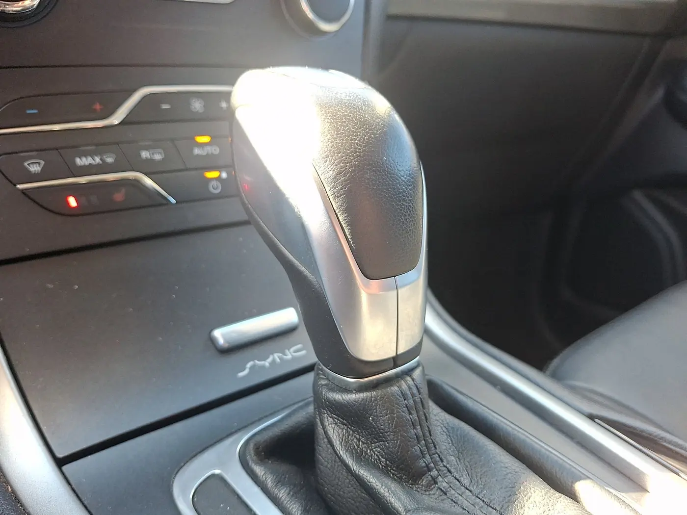2015 Ford Edge - $12,155