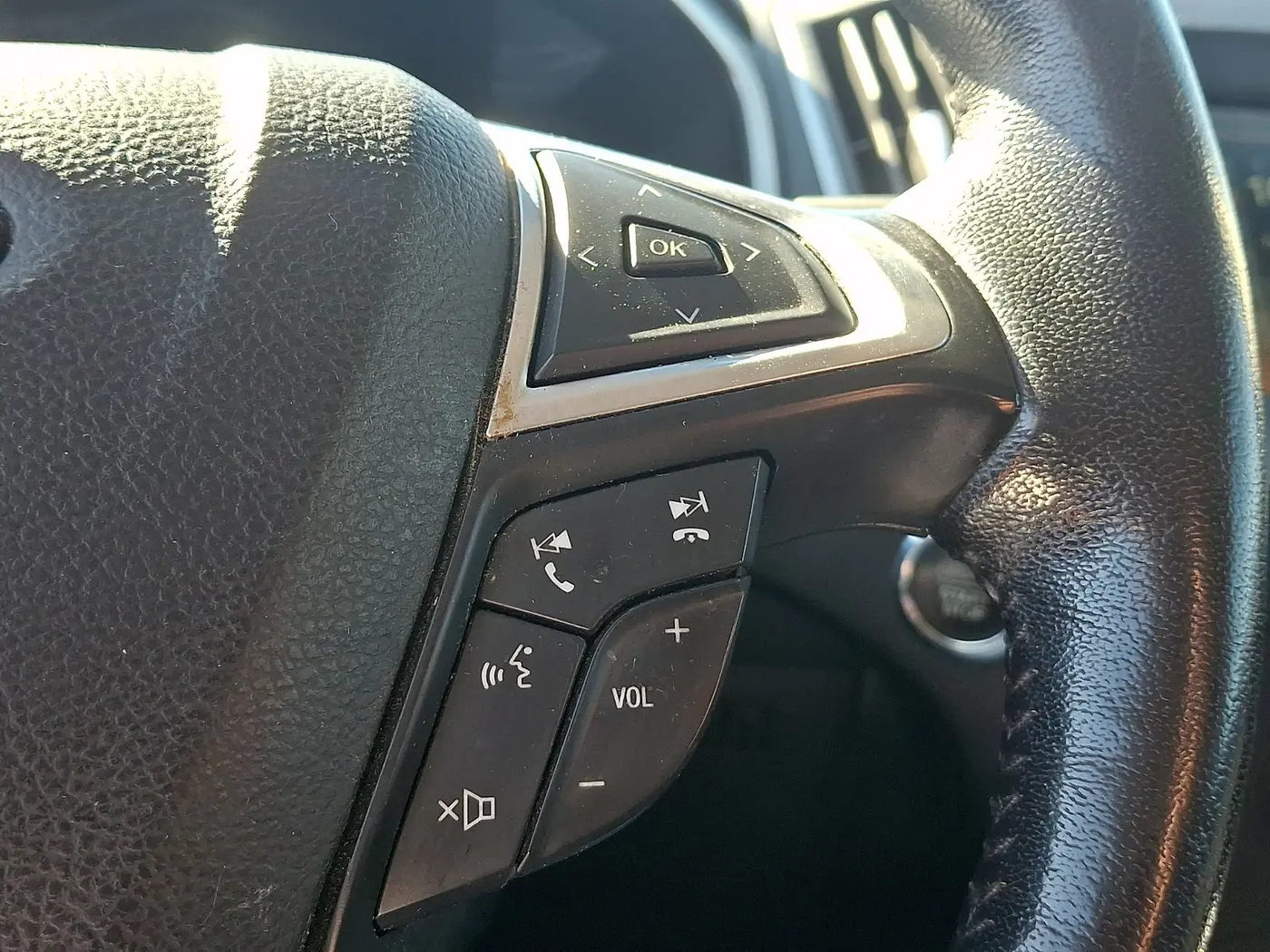 2015 Ford Edge - $12,155