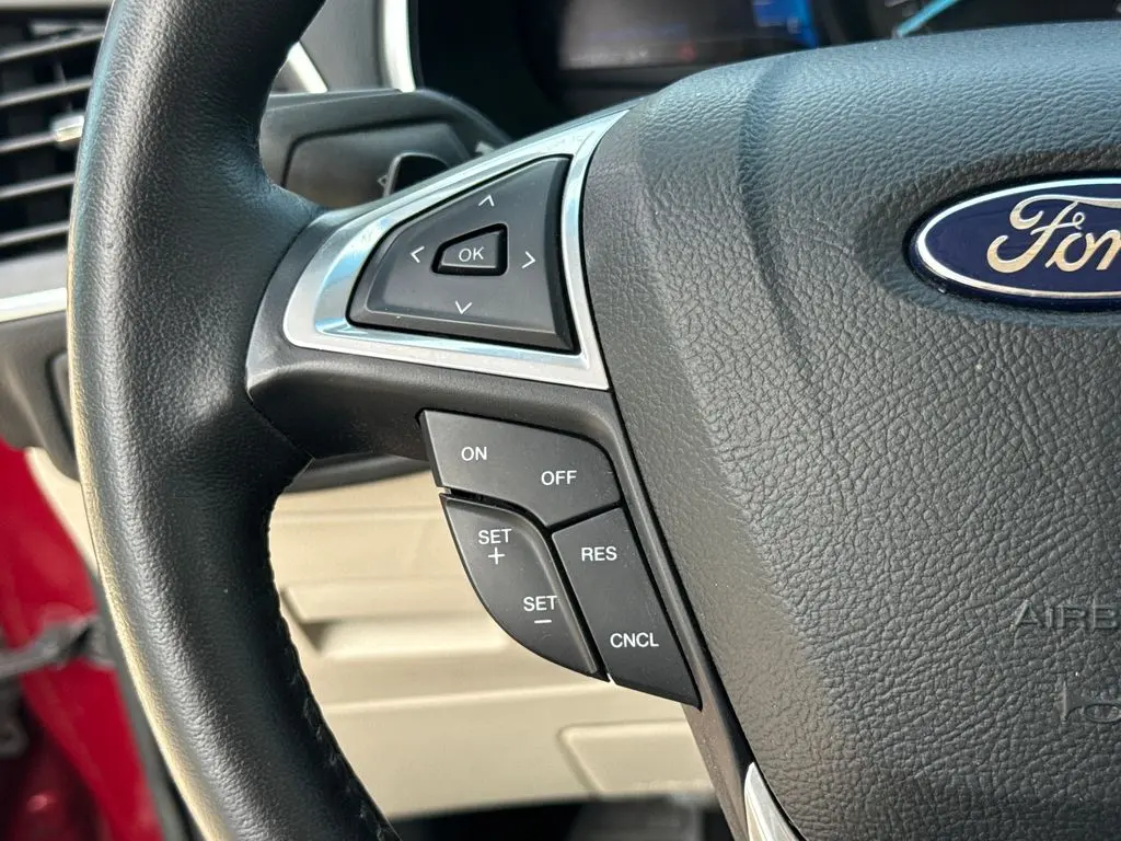 2015 Ford Edge - $10,900