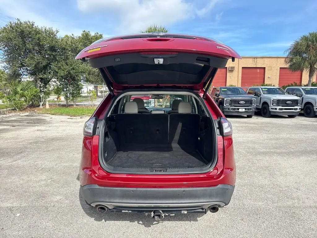 2015 Ford Edge - $10,900