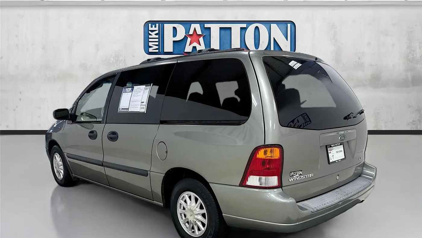 2002 Ford Windstar LX