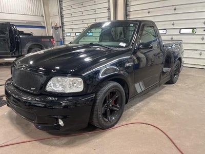 2004 Ford F-150 SVT Lightning 2DR Regular Cab RWD Flareside SB