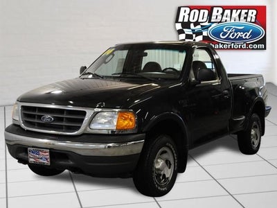 2004 Ford F-150 Heritage 2DR Regular Cab XL 4WD Flareside SB