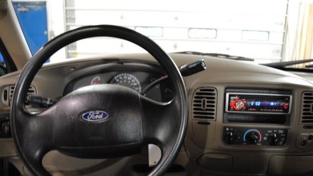 2004 Ford F-150 XL