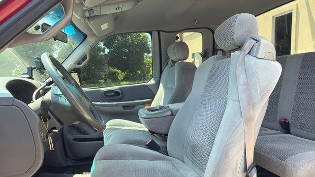 2001 Ford F-150 XLT