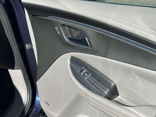 2017 Chevrolet Impala - $14,000