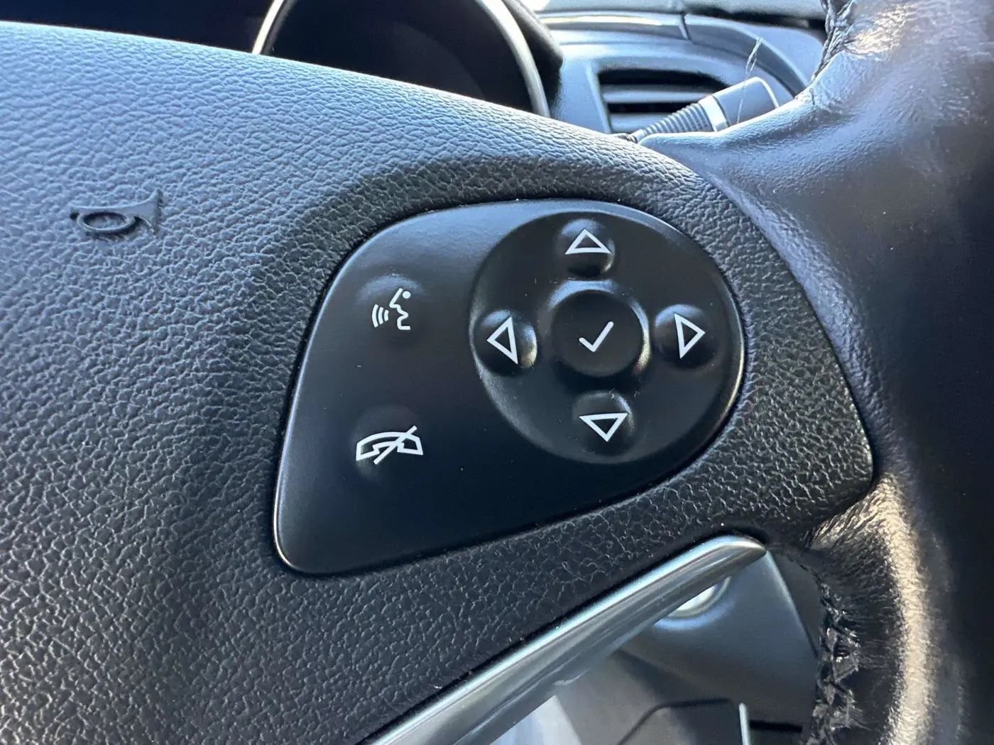 2017 Chevrolet Impala - $13,500