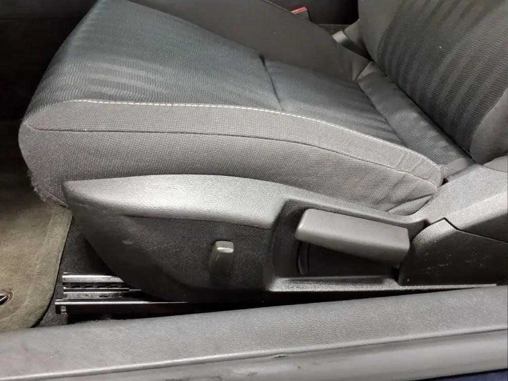 2015 Chevrolet Camaro - $15,995