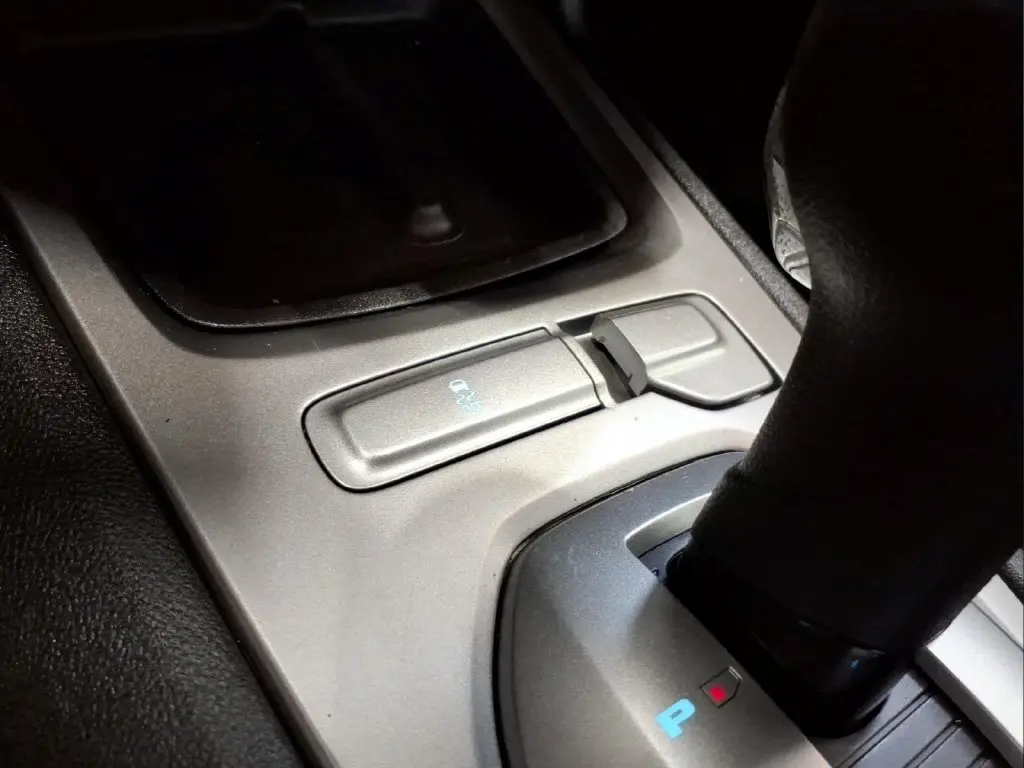 2015 Chevrolet Camaro - $15,995