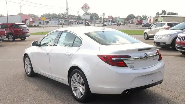 2016 Buick Regal Base