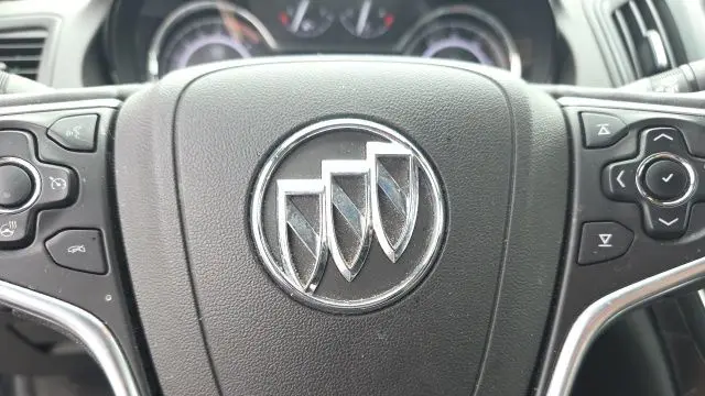 2016 Buick Regal Premium II