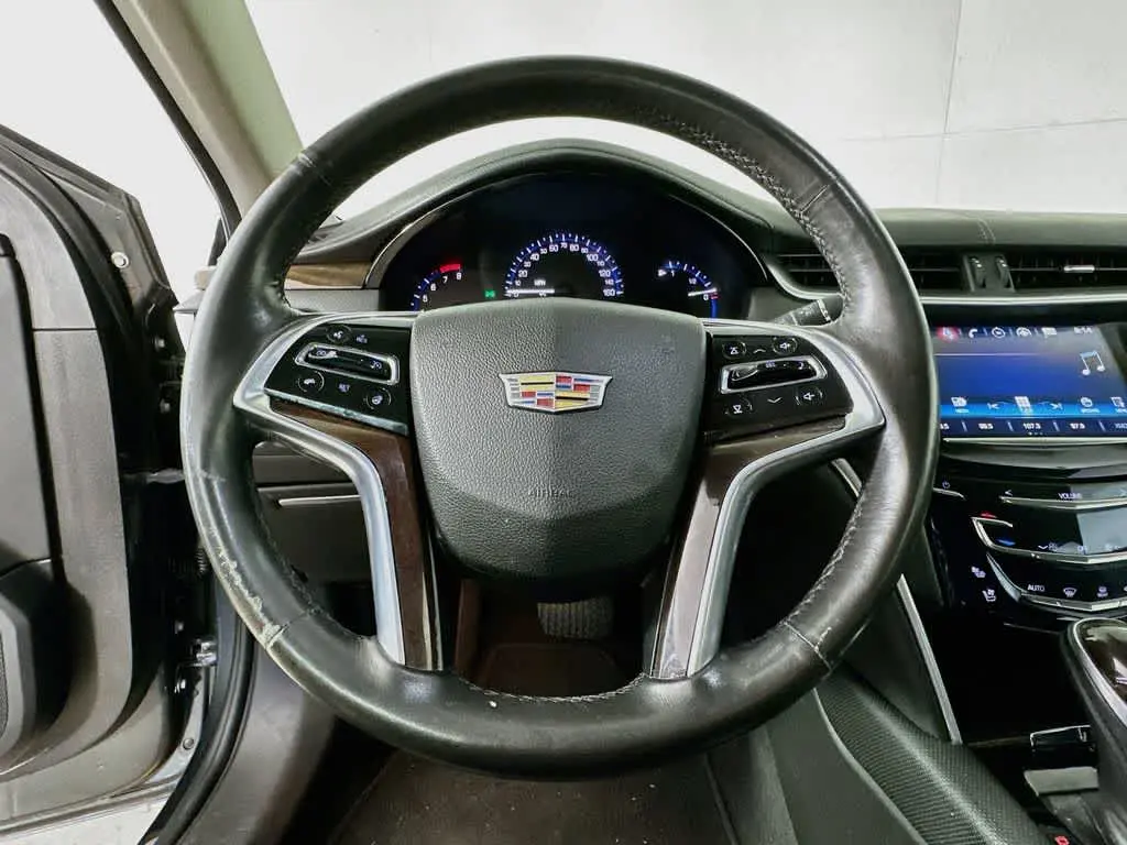 2016 Cadillac XTS - $10,453