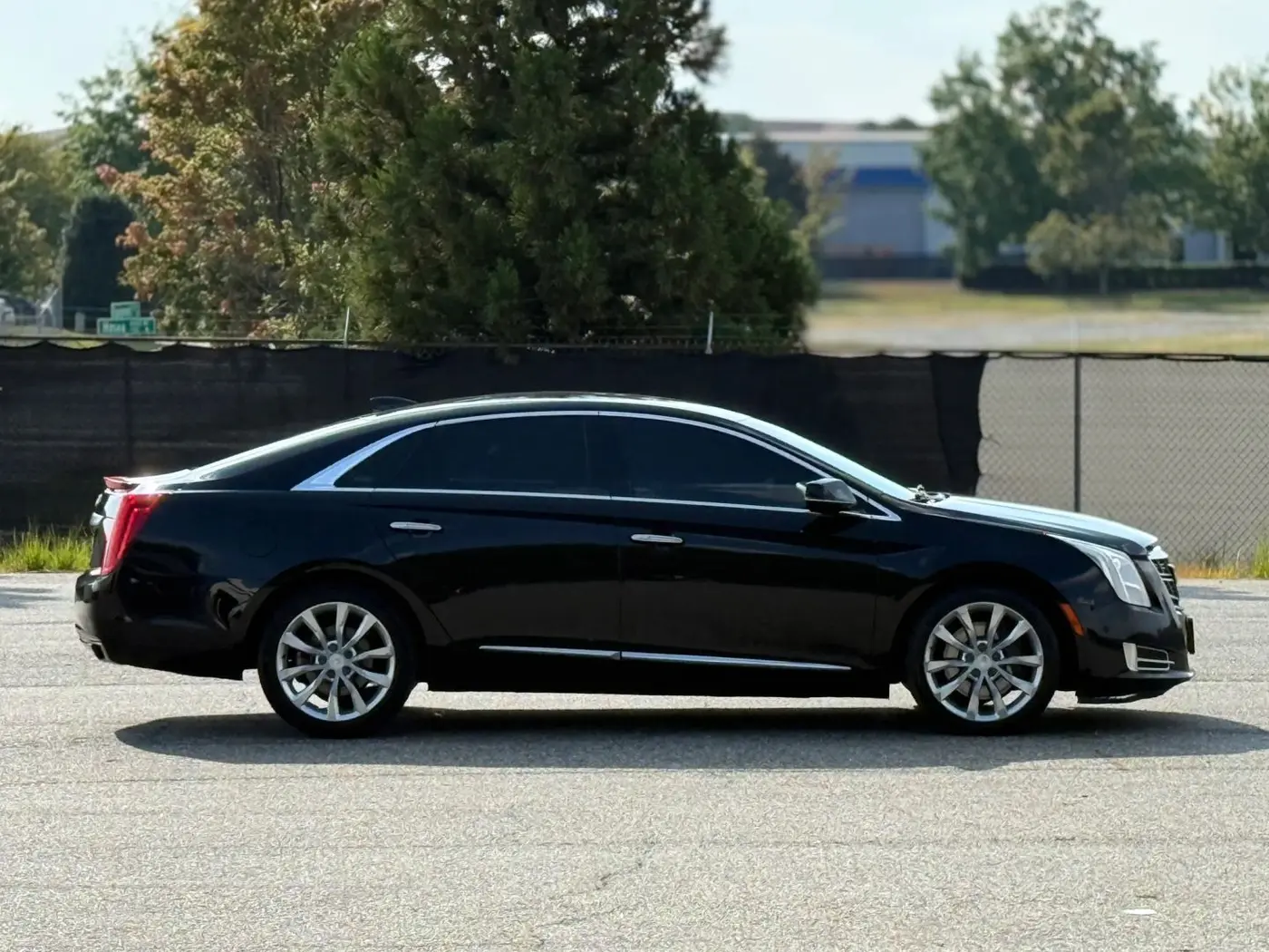 2017 Cadillac XTS - $10,950