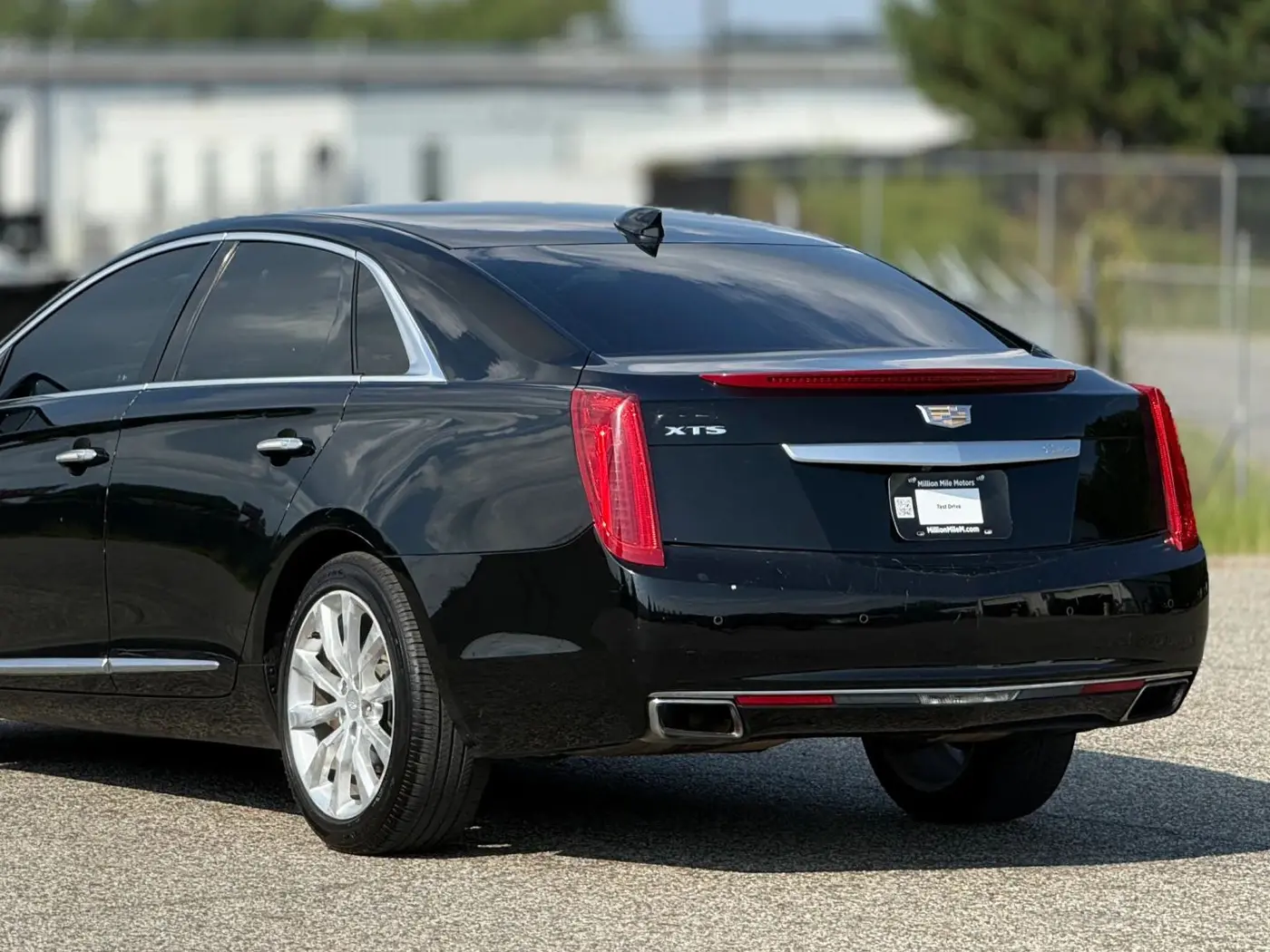 2017 Cadillac XTS - $10,950