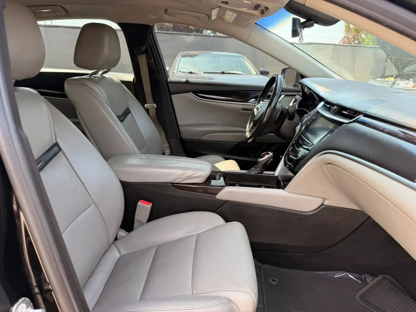 2017 Cadillac XTS - $10,950