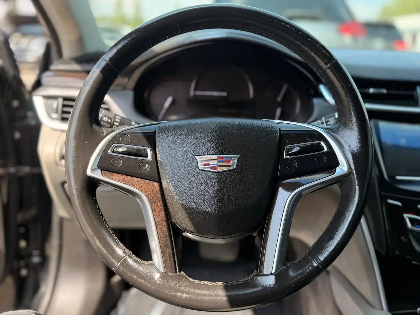 2017 Cadillac XTS - $10,950