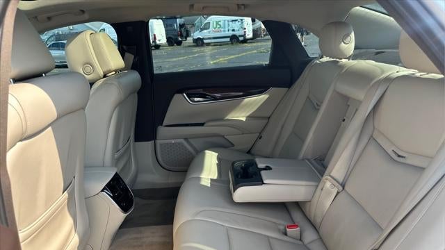 2013 Cadillac XTS Luxury Collection